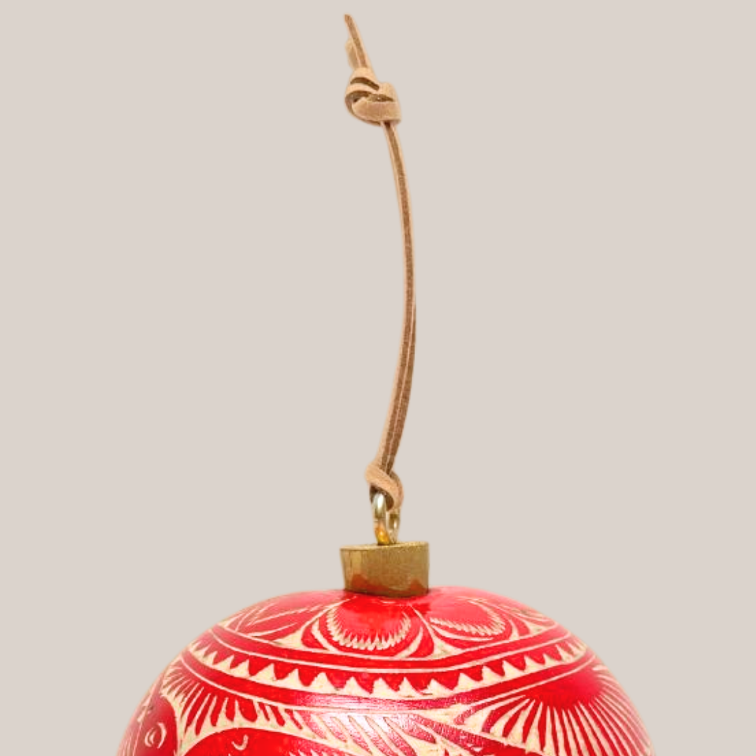 Esfera Natural Mediana | Rojo Carmín