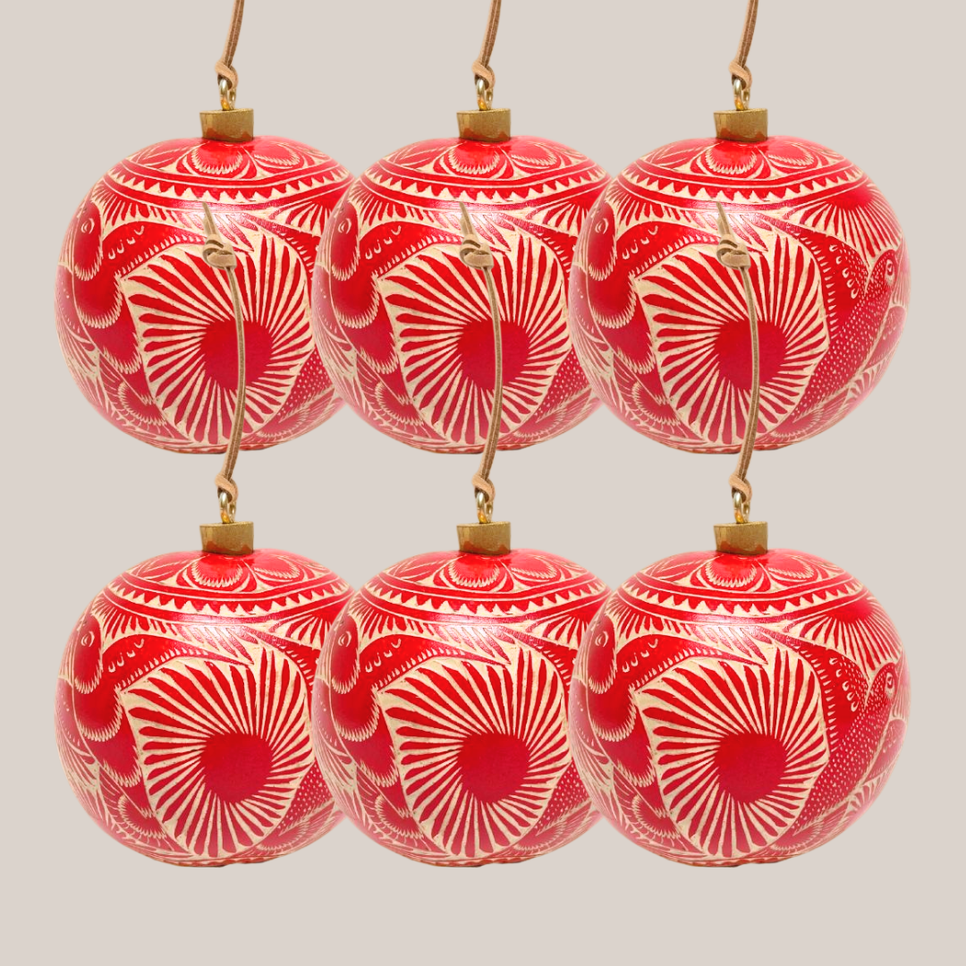 Esfera Natural Mediana | Rojo Carmín